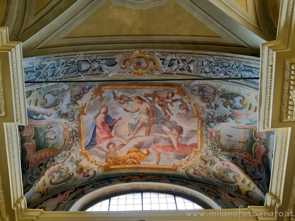 Trivero (Biella, Italy) - Frescoed vault of Chapel of the Suffrage in the matrix church